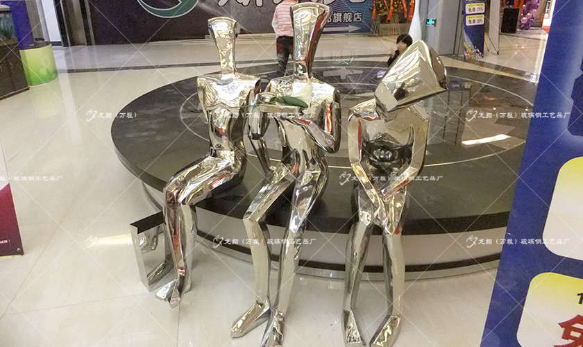 【景觀(guān)雕塑】玻璃鋼雕塑損壞了該如何修復(fù)？